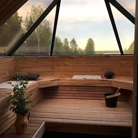 Bed & Breakfast Paeivin Pirtti - Pirttikahvila Ja Luosto